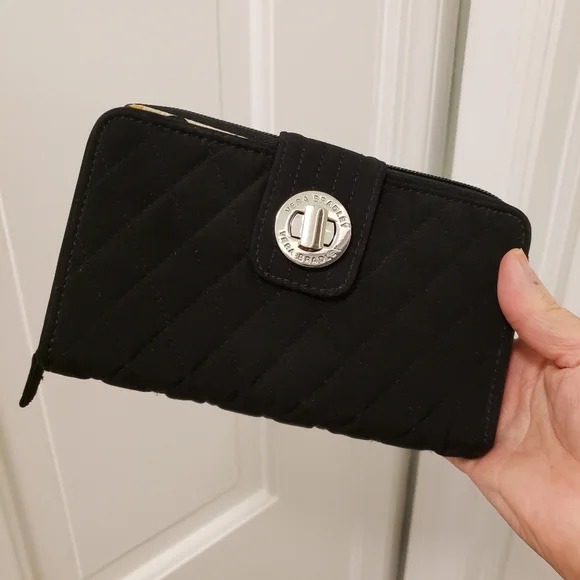 Vera Bradley Large Black Quilted Turnlock Close Wallet, Preppy, Versatile - Picture 5 of 12